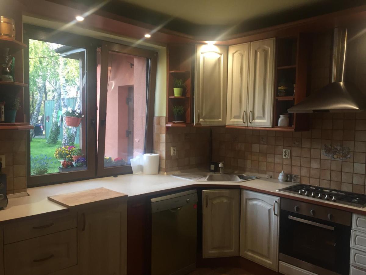 Samodzielny Pokoj W Wygodnym Domu Z Parkingiem Apartment Piaseczno  Ngoại thất bức ảnh