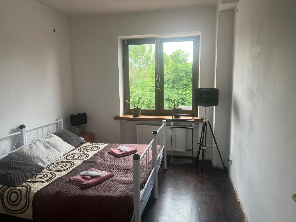 Samodzielny Pokoj W Wygodnym Domu Z Parkingiem Apartment Piaseczno  Ngoại thất bức ảnh